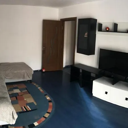 Fly Apartment